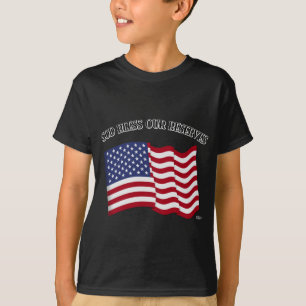 Camiseta DEUS ABENÇOE NOSSAS RESERVAS com bandeira dos EUA