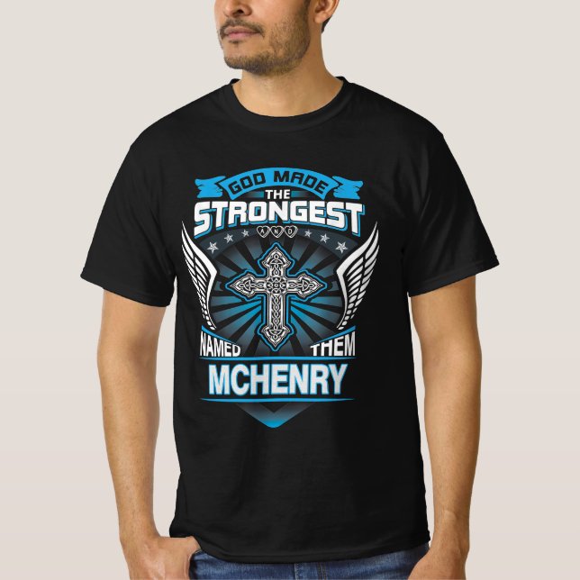 Camiseta Deus Fez O Mais Forte E Os Chamou De Mchenry (Frente)
