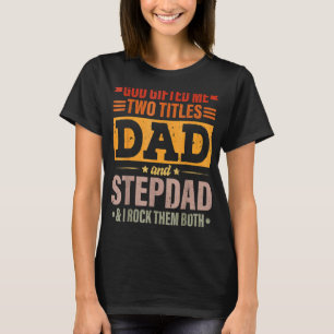 Camiseta Deus Me Deu Dois Títulos Pai E Deus Me Deu