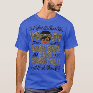 Camiseta Deus Me Deu Três Títulos Mãe Avó E Excelente G