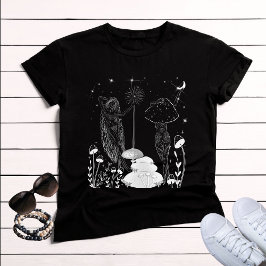 Camiseta Deusas da Lua Celestial do Cogumelo