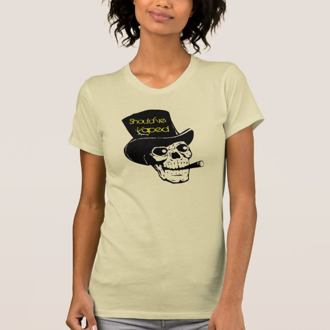 Camiseta Deve ter o t-shirt da mulher fumar do crânio de (Frente)