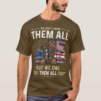 Camiseta Devemos-Lhes Todos Os Veteranos Partióticos Do Mem