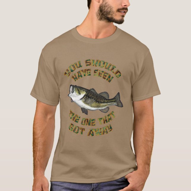 Camiseta Devia Ter Visto O Que Ficou Fora De Peixe Bass (Frente)