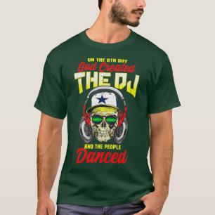 Camiseta Dia 8 Deus Criou Dj E Pessoas Dançadas