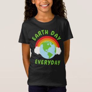 Camiseta Dia da Terra Todos os Dias Arco-íris