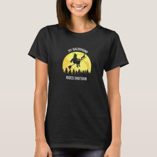 Camiseta Dia de as Bruxas engraçado Meu Dachshund Rides Sho