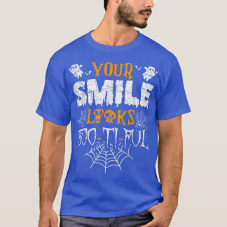 Camiseta Dia de as Bruxas engraçado Seu Sorriso Parece BooT