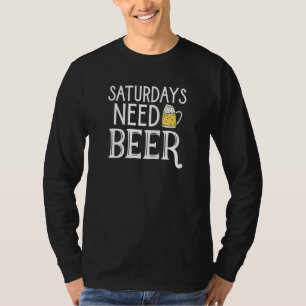 Camiseta Dia de Cerveja Necessária aos Sábados Bebendo Cerv