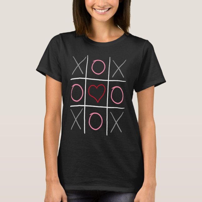 Camiseta Dia de os namorados Tic Tac Toe Namorados Tampa (Frente)