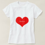 Camiseta Dia de os namorados Vermelho Monograma Branco Pers<br><div class="desc">Impresso com um padrão cardíaco grande em fundo branco sólido com modelo de texto para nome!</div>