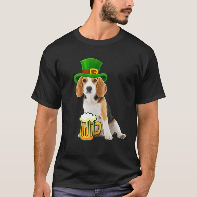 Camiseta Dia de São Patrício Beagle Engraçado Irlandês (Frente)