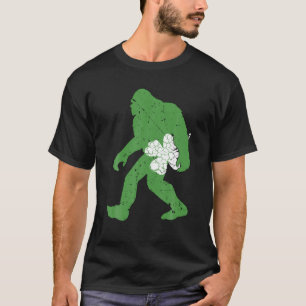 Camiseta Dia de São Patrício Bigfoot Irlandês