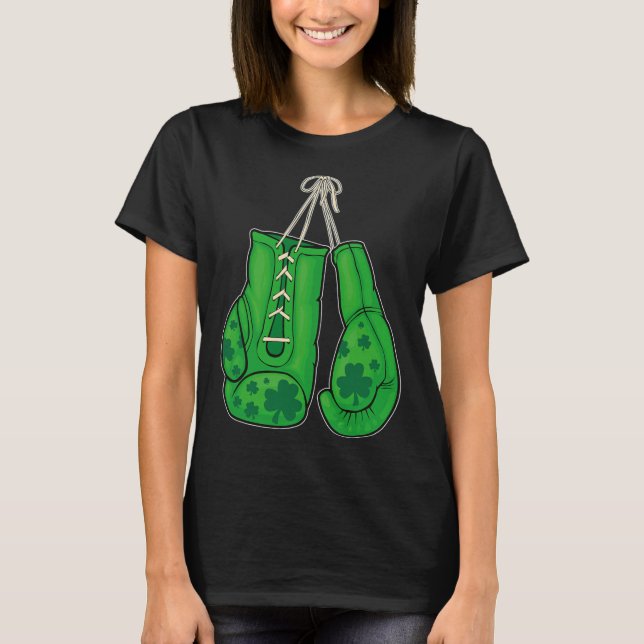 Camiseta Dia de São Patrício Boxando Luvas Verdes Luchosas (Frente)