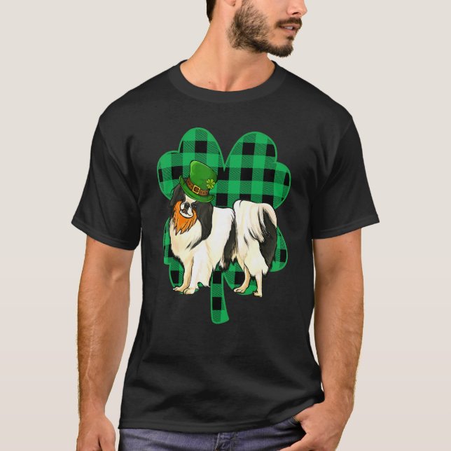 Camiseta Dia de São Patrício Chin Leprechaun Japonês Lucky  (Frente)
