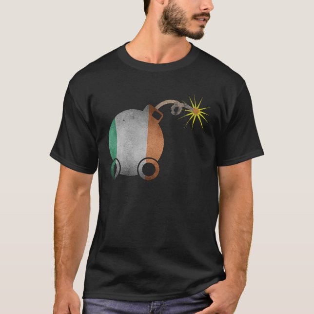 Camiseta Dia de São Patrício de Bomba Carreira Irlandesa (Frente)