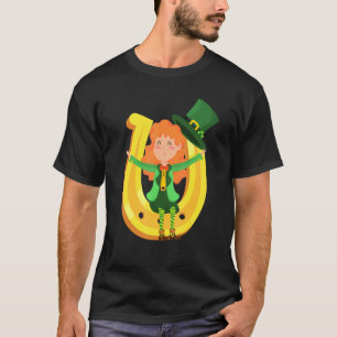 Camiseta Dia de São Patrício de ferradura de bruxa-duende