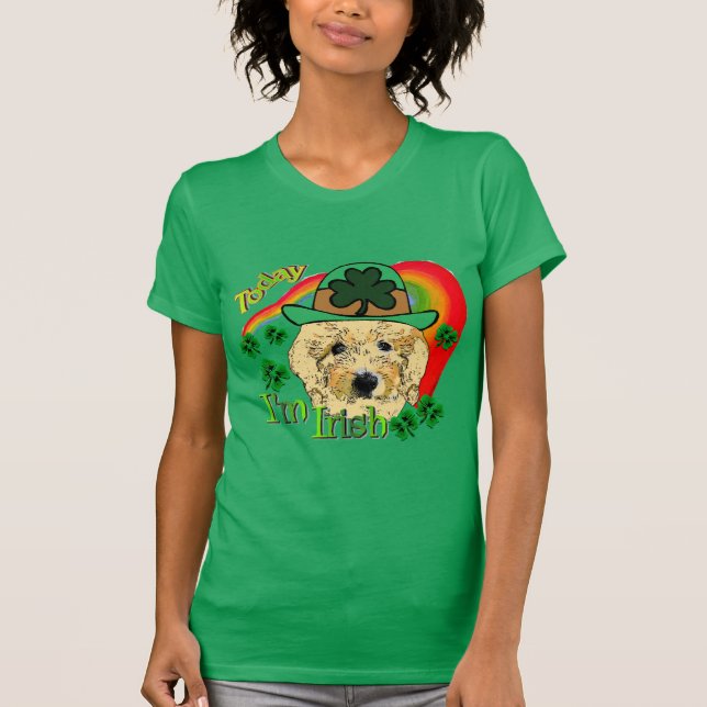 Camiseta Dia de São Patrício de Goldendoodle (Frente)