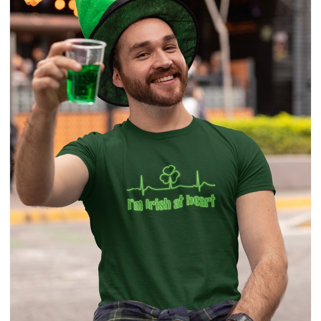 Camiseta Dia de São Patrício de pulsação Shamrock (Criador carregado)