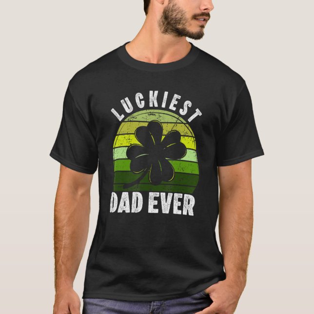 Camiseta Dia de São Patrício De Shamrock Retro Luckiest Eve (Frente)