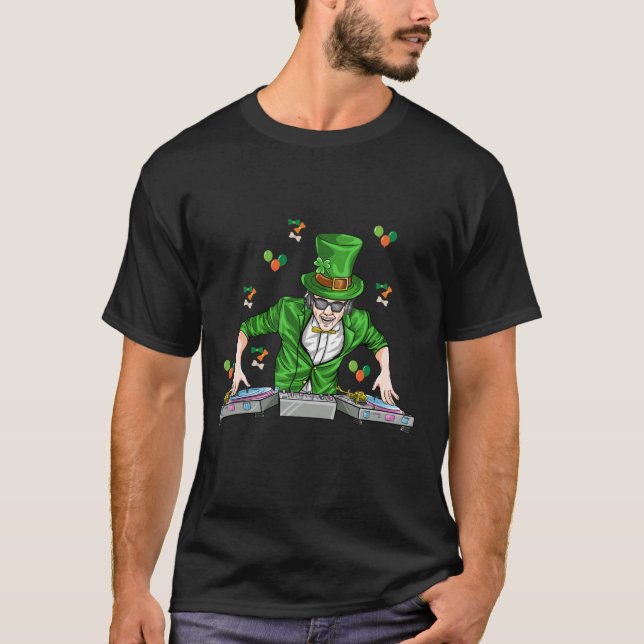 Camiseta Dia de São Patrício engraçado Dj Music Man Green (Frente)