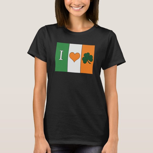 Camiseta Dia de São Patrício Eu Amo Irlanda Amuleto da Sort (Frente)