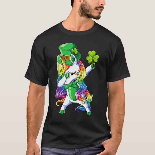 Camiseta Dia de São Patrício Girls Dabbing Unicorn Leprecha (Frente)