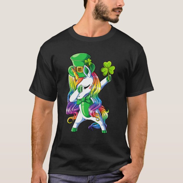 Camiseta Dia de São Patrício Girls Dabbing Unicorn Leprecha (Frente)