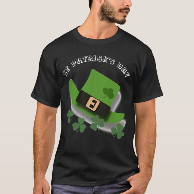 Camiseta Dia de São Patrício Green Leprechaun Hat e Shamroc (Frente)