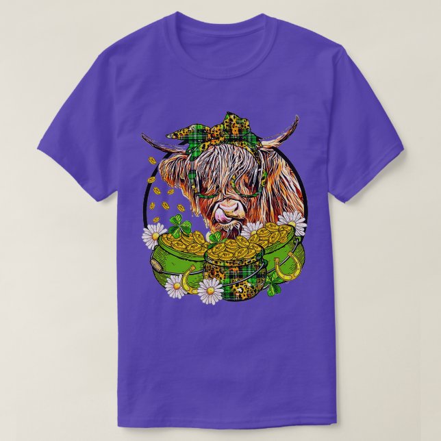 Camiseta Dia de São Patrício Highland Cow Funny Highland He (Frente do Design)
