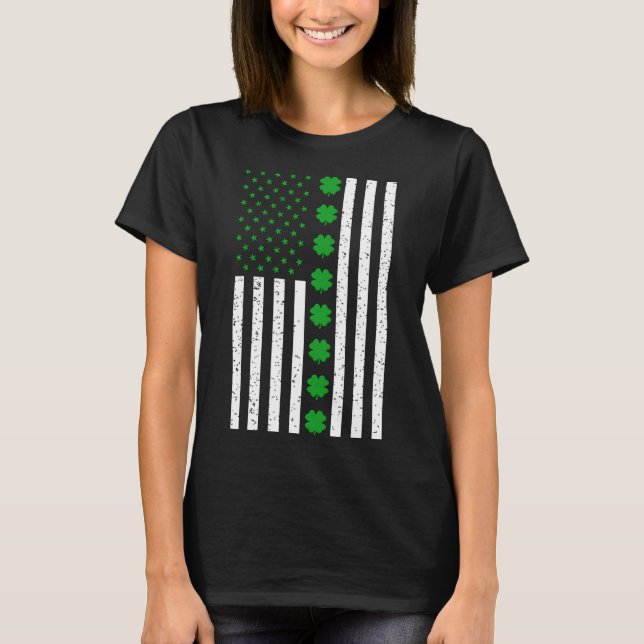 Camiseta Dia de São Patrício Irish Clover American Flag (Frente)