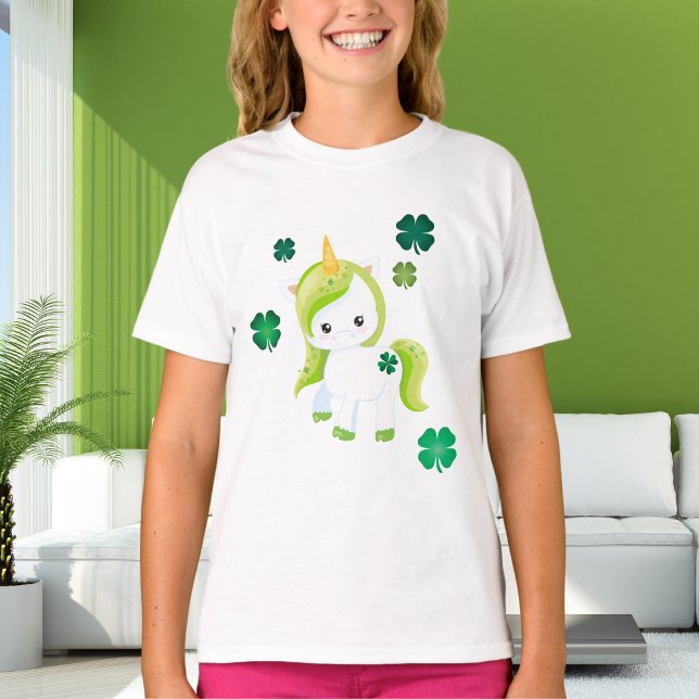 Camiseta Dia de São Patrício Irlandês da Sorte do Unicórnio (Criador carregado)