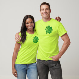 Camiseta Dia de São Patrício LOVE Shamrock Irish