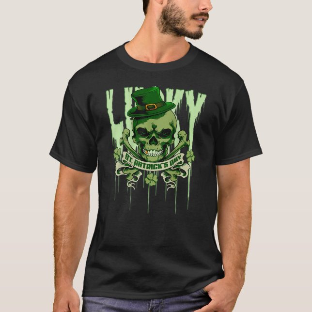 Camiseta Dia de São Patrício Skull Irish 4 Leaf Clover Sham (Frente)