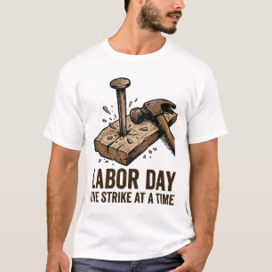 Camiseta Dia do Trabalho Um Golpe de Cada Vez Carpinteiro M