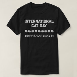 Camiseta Dia Internacional do Gato - Aprovado em Abraços de