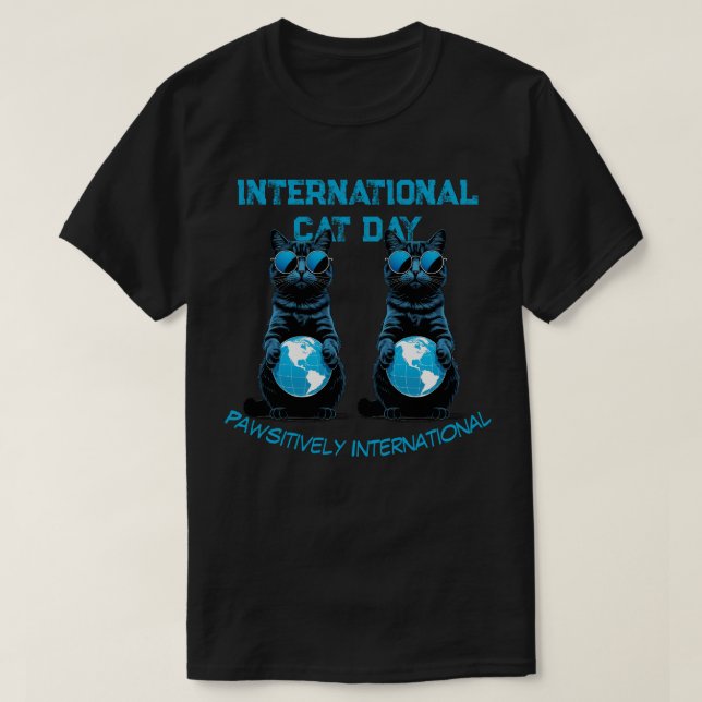 Camiseta Dia Internacional do Gato - Internacionalmente Ado (Frente do Design)