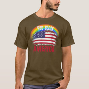 Camiseta Dia Memorial Rainbow American Flag LGBTQ - Deus Bl