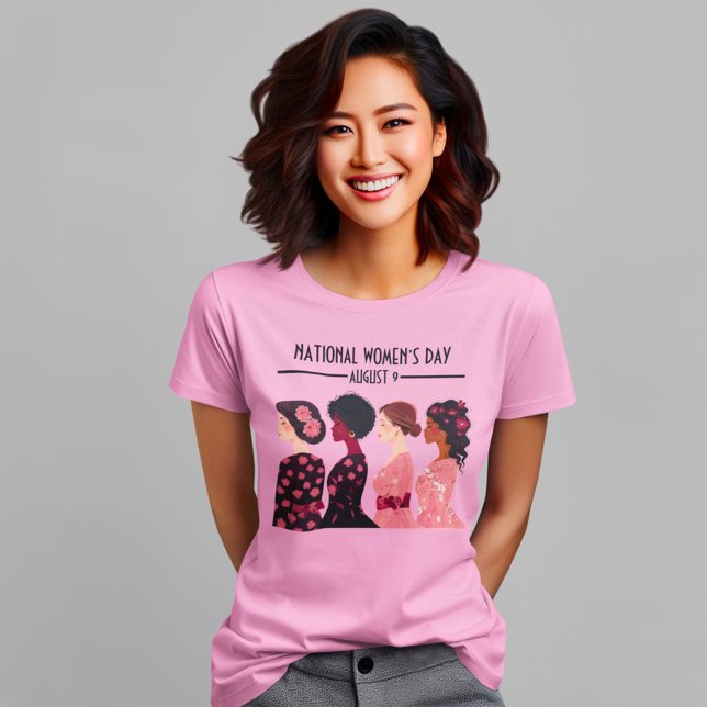 Camiseta Dia Nacional da Mulher: Mulheres Globais Rosa (Criador carregado)