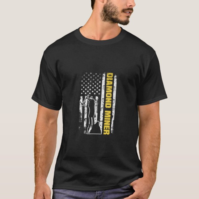 Camiseta Diamond Mining American Flag Proud Diamond Prospec (Frente)