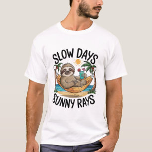 Camiseta Dias Lentos Vibrações Ensolaradas Trote de Preguiç