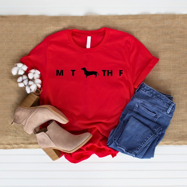 Camiseta Dias WHIMSICAL da Semana Vermelho Dachshund (Days of the week dachshund tshirt)