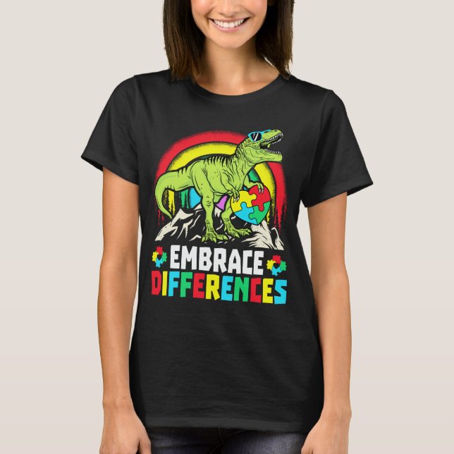 Camiseta Diferenças de Embrace T Rex Dinossaur Autism Aware (Frente)