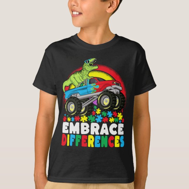 Camiseta Diferenças de Embrace T Rex Monster Truck Autismo (Frente)