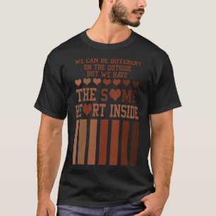 Camiseta Diferente Por Fora Do Mesmo Mel De Dentro Cardíaco