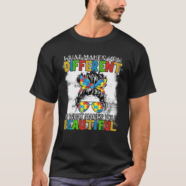 Camiseta Different Autism Awareness Puzzle Piece Messy Bun  (Frente)