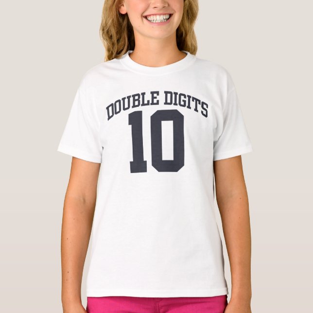 Camiseta Dígitos duplos personalizados #10 no ANIVERSÁRIO (Frente)