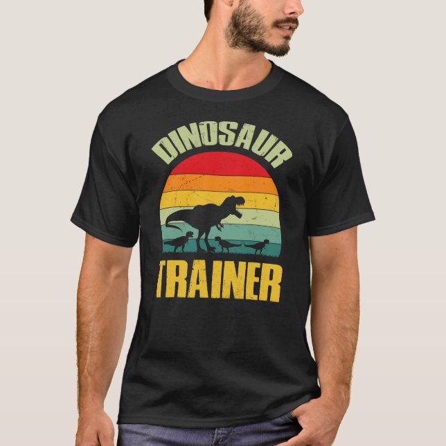 Camiseta Dinosaur Trainer Halloween Costume Retro Sunset Di (Frente)