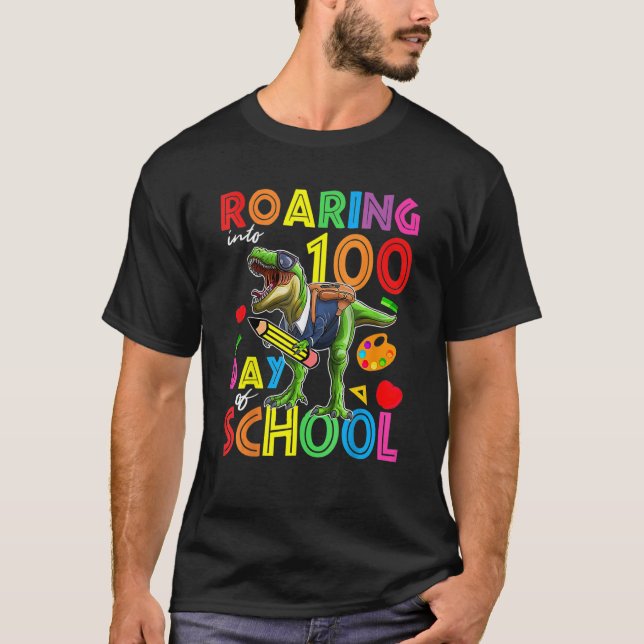 Camiseta Dinossauro Andando Para 100 Dias De Roupa Escolar, (Frente)