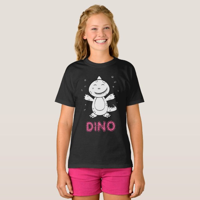 Camiseta Dinossauro - Animal Espetado - Preto, Branco e Ros (Frente Completa)